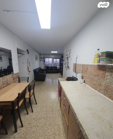 אריה אלטמן 12