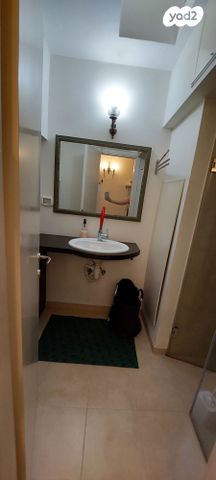 יחידת דיור, הברוש 5, רמתיים, הוד השרון