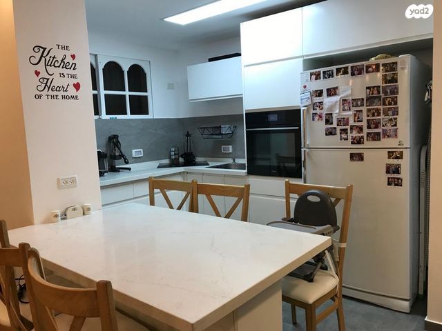 דירה, וייצמן 121, קרית שז"ר, רעננה