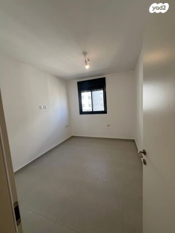 דירה, הגפן 1, כרמי הנדיב, אחוזת רוטנר, קרית מלאכי