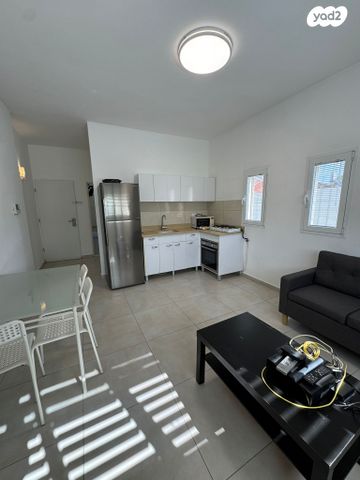 דירה, זאב וידר 10, סלע, רחובות