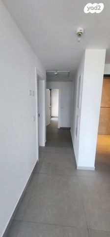 דירה, דרך משה דיין 56, אורות, תל אביב יפו