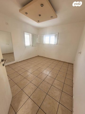 דירה, גיורא יוספטל 12, נאות הרצל, נתניה