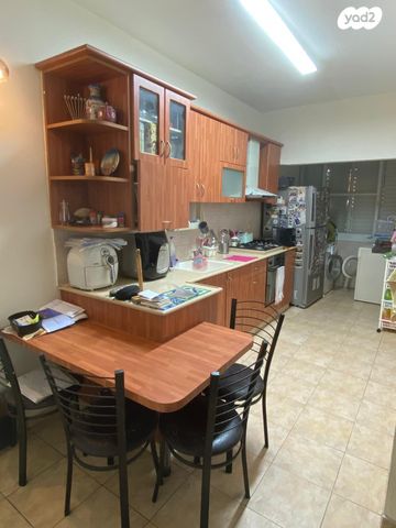 דירה, התנאים 7, הר שלום, בני ברק