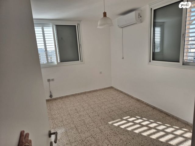 דירה, ירושלים 45, רמב"ם, ראשון לציון