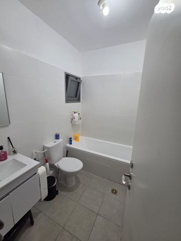 דירה, נחל דישון 20, רמת נבון . הר כרמי, כרמיאל