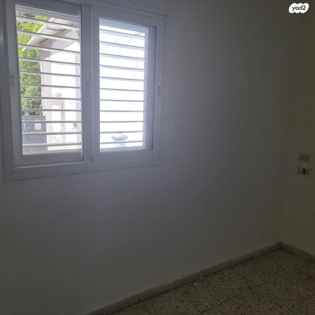 יחידת דיור, יבניאלי 19, רמב"ם, ראש העין