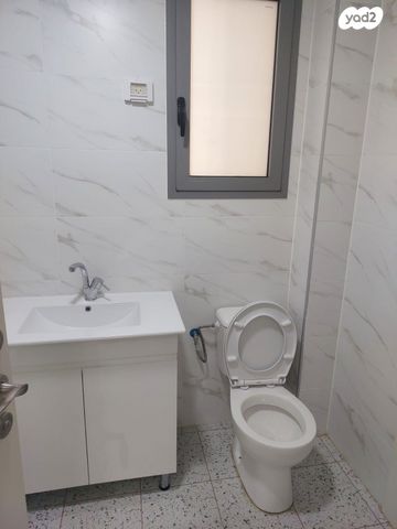 דירה, לאה גולדברג 1, תלמי מנשה, באר יעקב