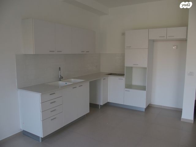 דירה, גרשון אבנר 12, ארמון הנציב, תלפיות מזרח, ירושלים