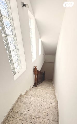 גג/ פנטהאוז, יונתן בן שאול 19, תל גיבורים, בני ברק