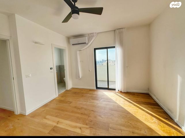 גג/ פנטהאוז, מורדי הגטאות 17, ב' / צפון מערב העיר, רחובות