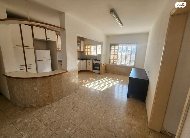 דירה, פרץ 5, תל חנן, נשר