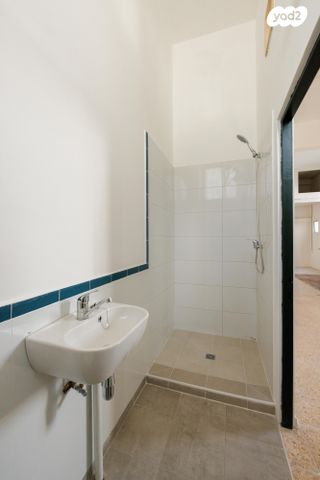 סטודיו/ לופט, הרצל 146, גבעת הרצל, אזור המלאכה יפו, תל אביב יפו