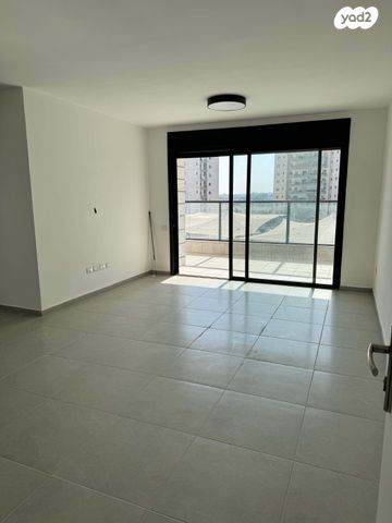 דירה, נחל צאלים 8, נאות שקמה, שדרות