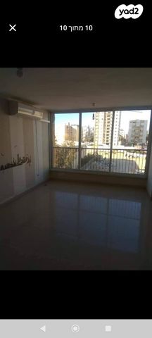 דירה, שדרות מונטיפיורי 13, ברנע, אשקלון