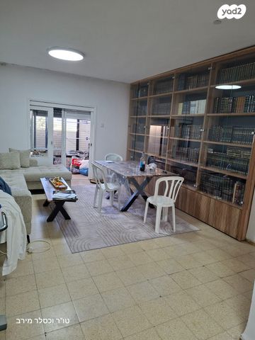 בית פרטי/ קוטג', מרדכי אנילביץ' 16, גבעת הרקפות, גבעת תל חי, קרית אתא