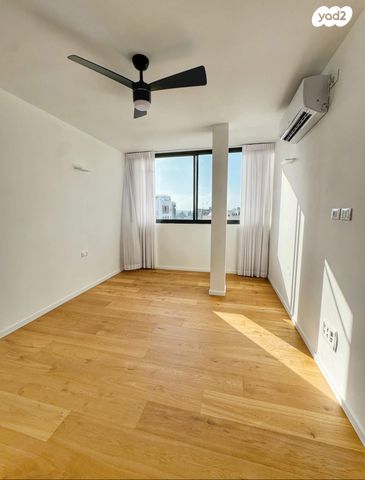 גג/ פנטהאוז, מורדי הגטאות 17, ב' / צפון מערב העיר, רחובות