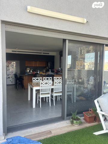 גג/ פנטהאוז, בן גוריון 15, רמתיים, הוד השרון