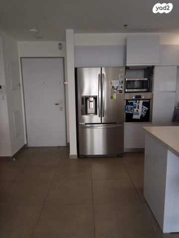 דירה, אריאל שרון 4, סיטי, גבעתיים