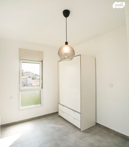 דירה, הצבעוני 41, נאות אשכול, יבנה