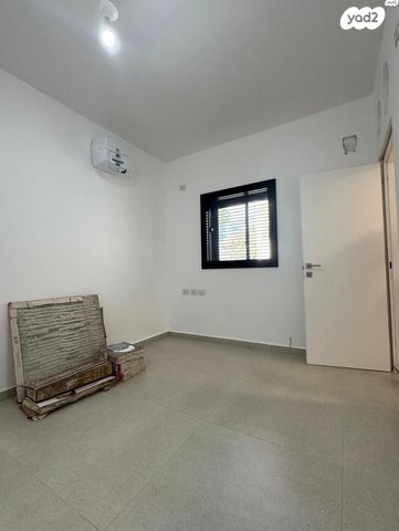 דירה, קרן קיימת לישראל 7, נווה יהודה, רחובות