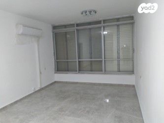 שדרות כצנלסון 18