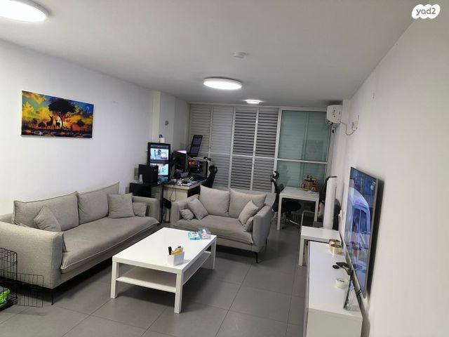 דירה, בלפור 84, עצמאות יוספטל, בת ים