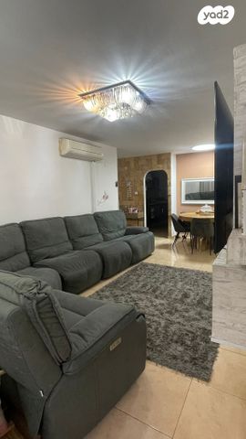 דירה, חצרים 2, נאות רחל, חולון