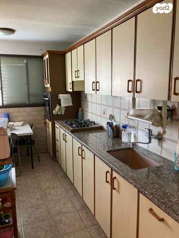 דירה, גדליהו 29, נווה שאנן, חיפה