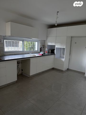 בית פרטי/ קוטג', הנרקיס 54, נהורה, נהורה