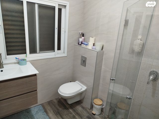 יחידת דיור, ירדן 76, נחלים, נחלים