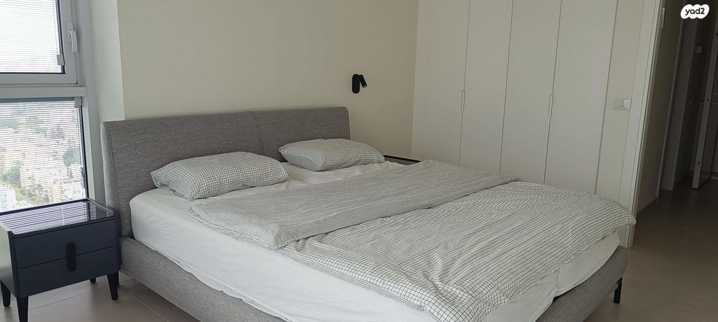 דירה, דרך מנחם בגין 146, מונטיפיורי, הרכבת, תל אביב יפו