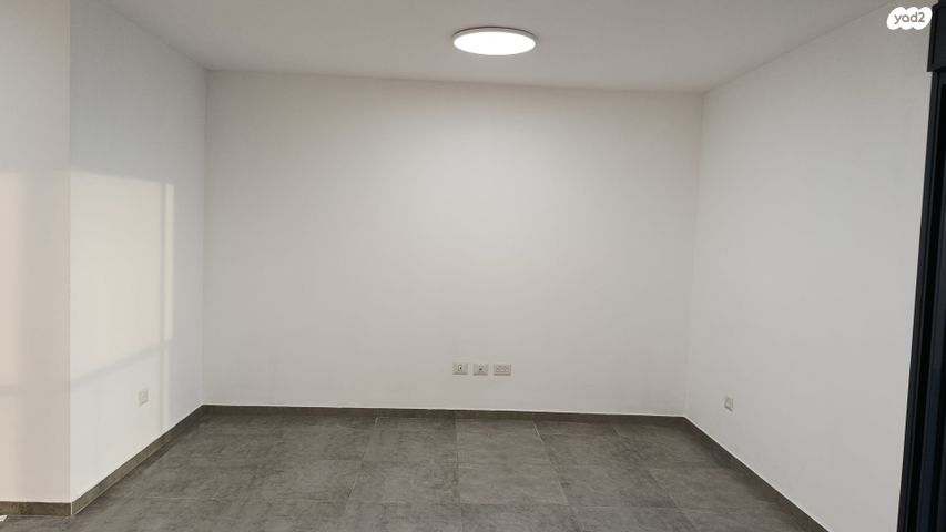 הרב שלום שבזי 221