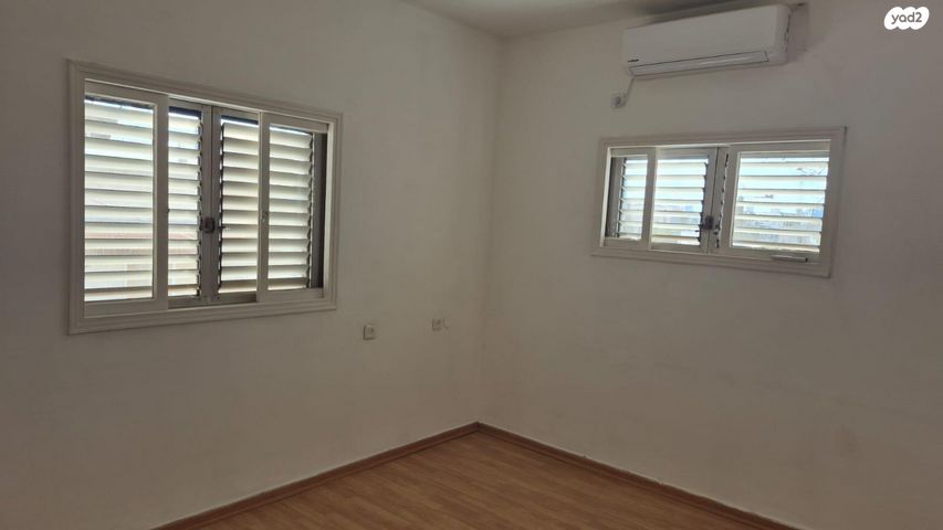דירה, בנימין מטודלה 35, שיכון דן, נווה דן, תל אביב יפו
