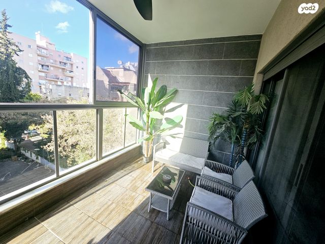 דירה, חיים צבי גרינשטיין 13, קרול, פתח תקווה