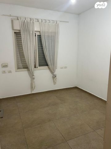 דירת גן, אבימלך 3, התקוה, בית יעקב, נווה צה"ל, תל אביב יפו