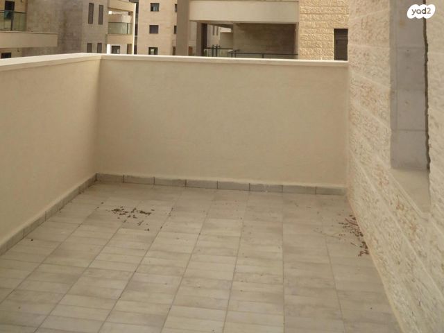 דירה, סיוון 10, נווה שמיר רמת בית שמש ה-1, בית שמש