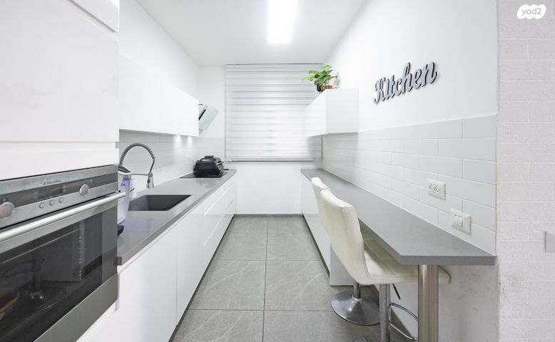 דירה, חיים צבי גרינשטיין 13, קרול, פתח תקווה