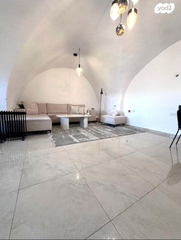 דירה, קדושי סטרומה 36, מלחה, מנחת, ירושלים