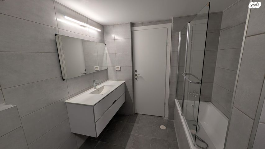 דירה, יעקב פיכמן 5, קרית אילון, חולון