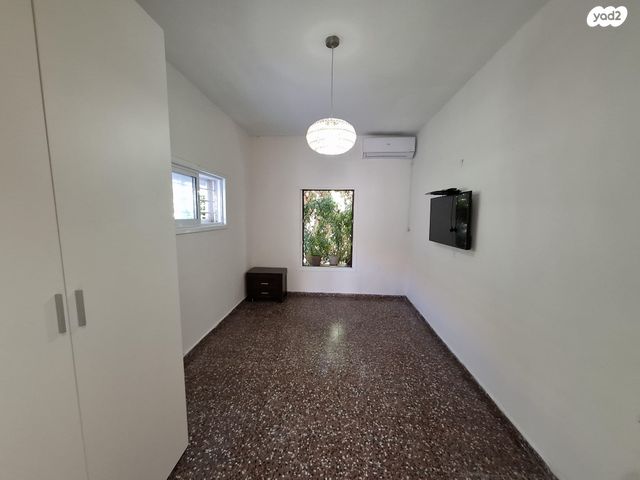 דירה, ד"ר יונה סאלק 4, נאות שושנים, חולון