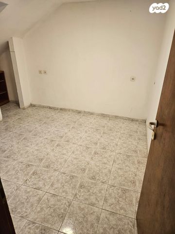 דירה, החרוב 7, שאר העיר, חצור הגלילית