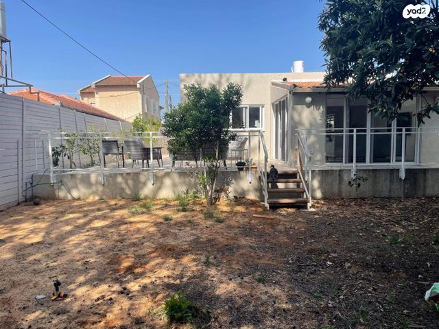 דו משפחתי, מוהליבר 111, קרית ביאליסטוק, יהוד מונוסון