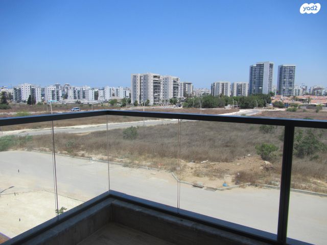 דירה, הרב צבי יהודה קוק 33, אגמים מזרח, אשקלון