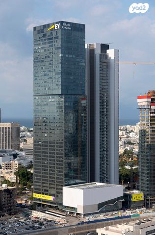 דרך מנחם בגין 144