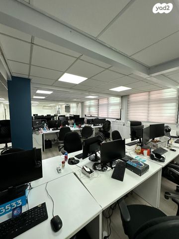 משרדים, תובל 22, בורסה, רמת גן