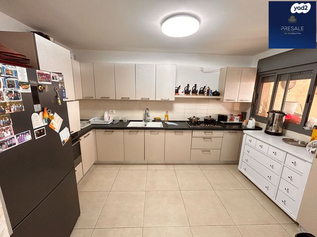 דירה, יהודה, נשר, ערד