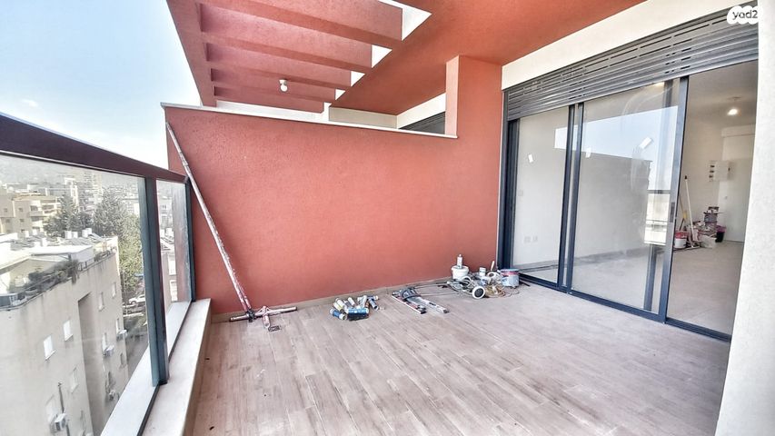 דירה, נתן ברניצקי, רמז, מערב ותיק, ראשון לציון