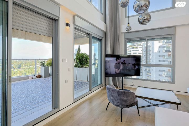 דופלקס, הוד השרון