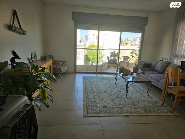 דירה, חורגין, תל יהודה, רמת גן